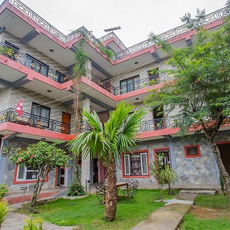 Hotel Glory Garden Pokhara Ngoại thất bức ảnh