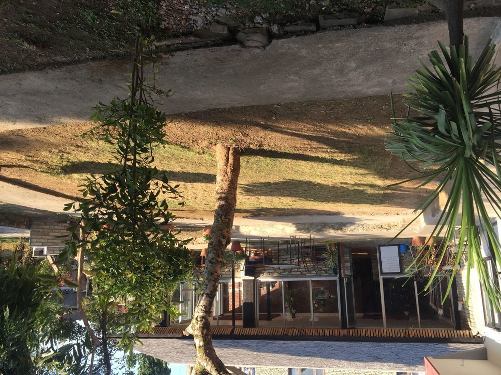 Hotel Glory Garden Pokhara Ngoại thất bức ảnh