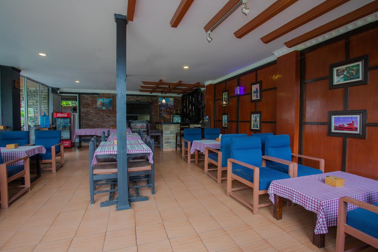 Hotel Glory Garden Pokhara Ngoại thất bức ảnh