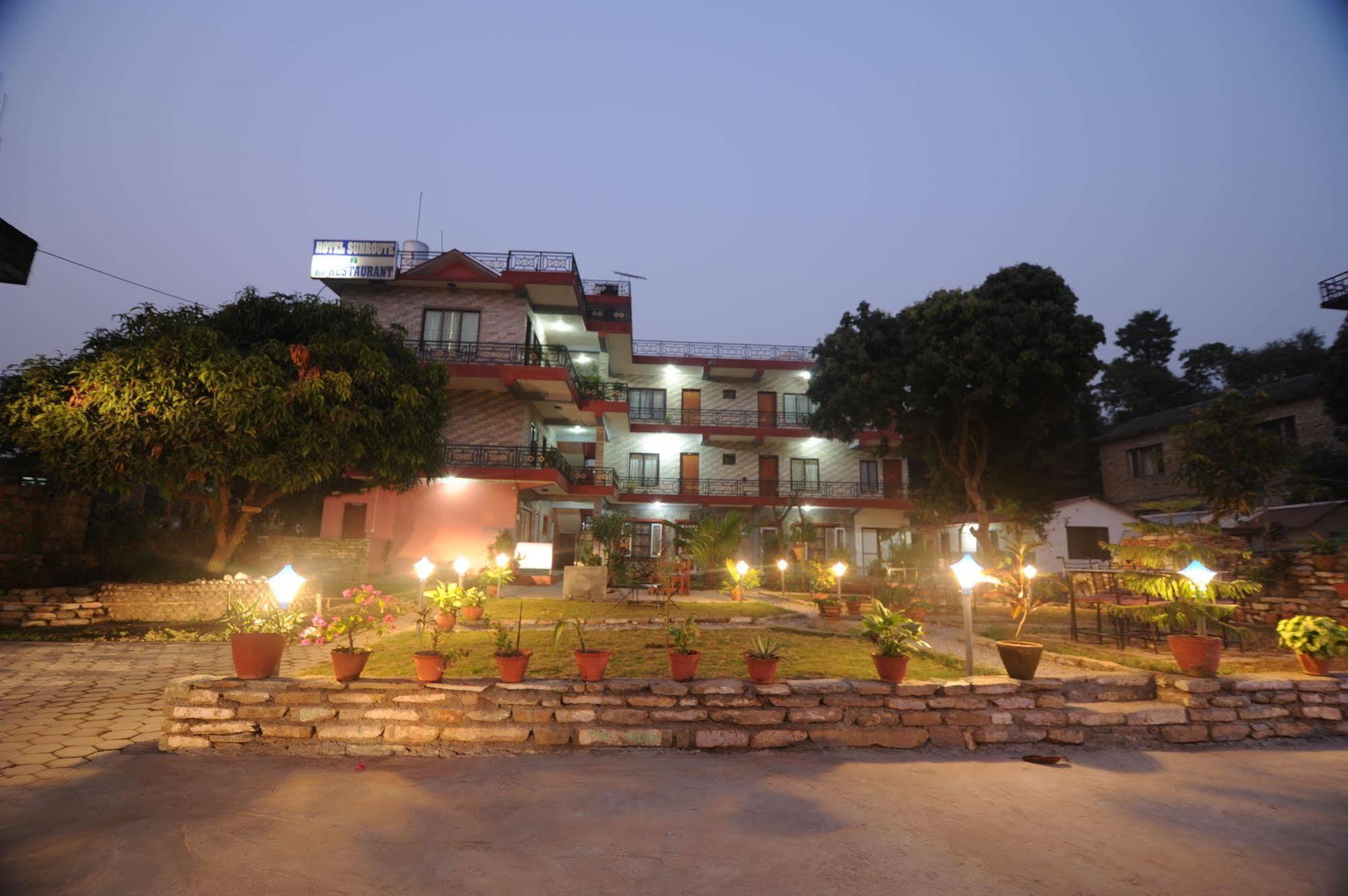 Hotel Glory Garden Pokhara Ngoại thất bức ảnh