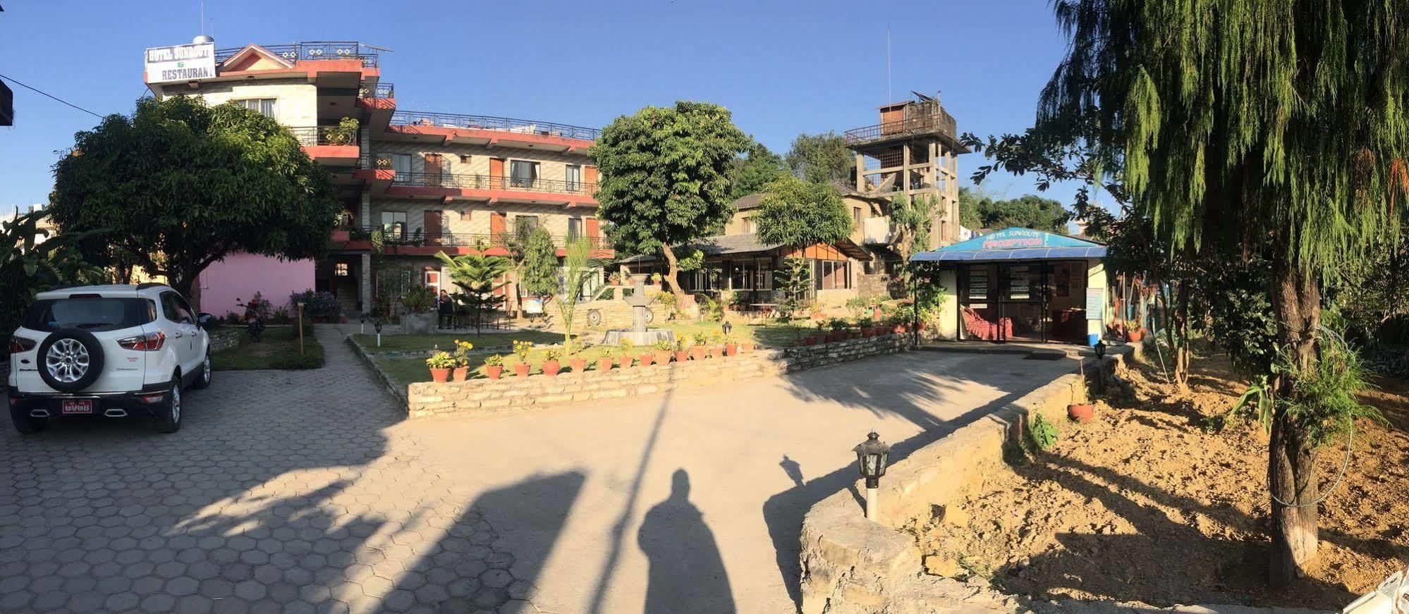 Hotel Glory Garden Pokhara Ngoại thất bức ảnh